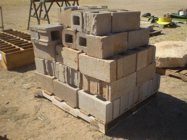 Lot cinder block